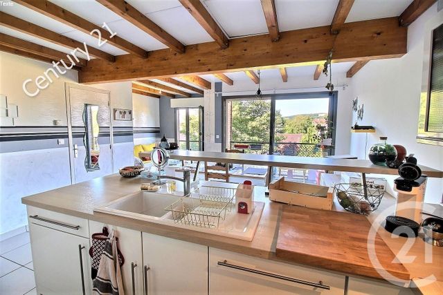 Appartement T3 à vendre - 3 pièces - 64.1 m2 - CHATEAU THIERRY - 02 - PICARDIE - Century 21 Emilie Pelletier