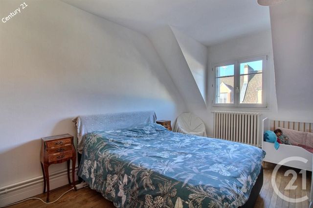 Appartement F3 à vendre - 3 pièces - 71.74 m2 - CHATEAU THIERRY - 02 - PICARDIE - Century 21 Emilie Pelletier