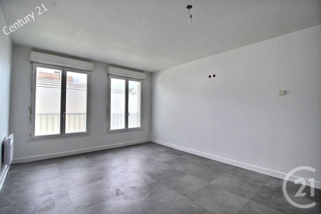 Appartement F3 à vendre - 3 pièces - 70.83 m2 - CHATEAU THIERRY - 02 - PICARDIE - Century 21 Emilie Pelletier
