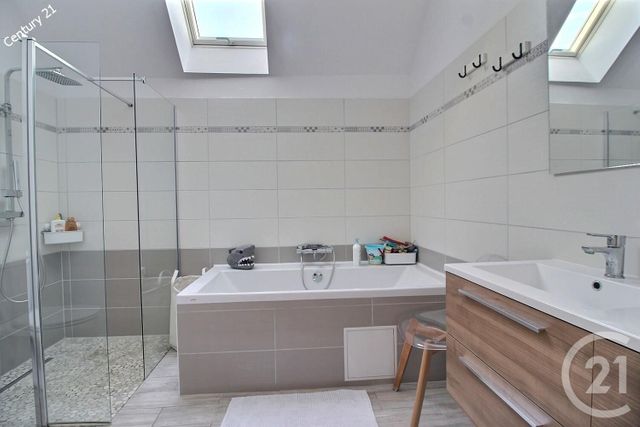 maison à vendre - 5 pièces - 143.0 m2 - CHATEAU THIERRY - 02 - PICARDIE - Century 21 Emilie Pelletier