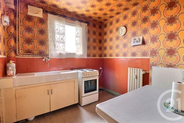 Appartement F5 à vendre - 5 pièces - 75.93 m2 - CHATEAU THIERRY - 02 - PICARDIE - Century 21 Emilie Pelletier