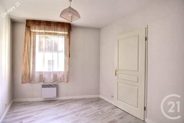 Appartement F4 à vendre - 4 pièces - 103.47 m2 - CHATEAU THIERRY - 02 - PICARDIE - Century 21 Emilie Pelletier