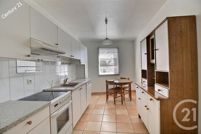 Appartement F4 à vendre - 4 pièces - 103.47 m2 - CHATEAU THIERRY - 02 - PICARDIE - Century 21 Emilie Pelletier