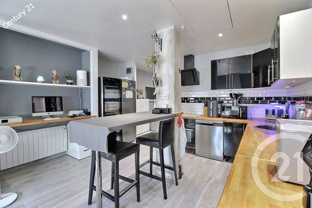 Appartement F4 à vendre - 4 pièces - 25.0 m2 - CHATEAU THIERRY - 02 - PICARDIE - Century 21 Emilie Pelletier
