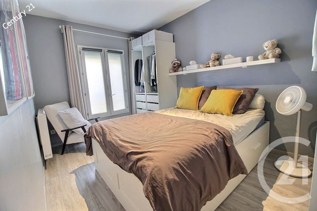Appartement F4 à vendre - 4 pièces - 25.0 m2 - CHATEAU THIERRY - 02 - PICARDIE - Century 21 Emilie Pelletier