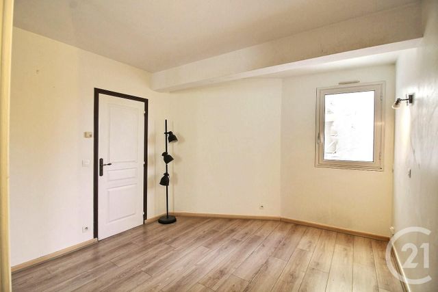 Appartement Duplex à vendre - 4 pièces - 130.87 m2 - CHATEAU THIERRY - 02 - PICARDIE - Century 21 Emilie Pelletier