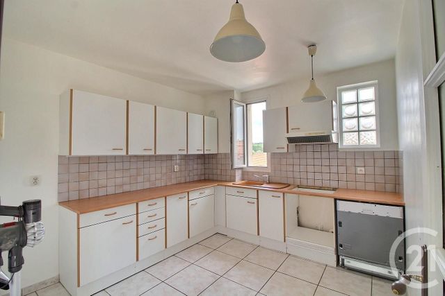 Appartement Duplex à vendre - 4 pièces - 130.87 m2 - CHATEAU THIERRY - 02 - PICARDIE - Century 21 Emilie Pelletier