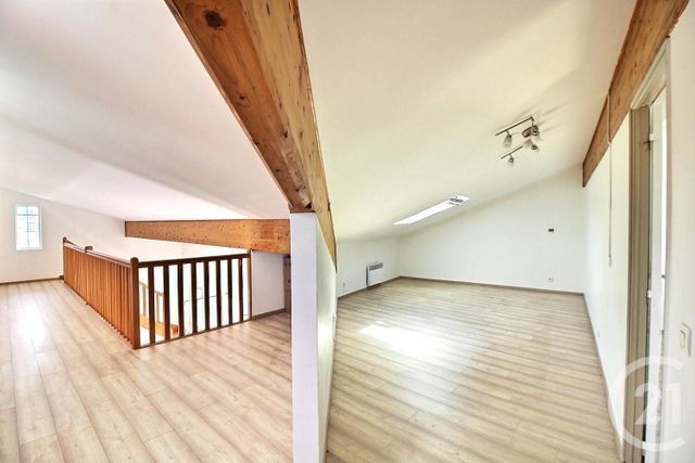 Appartement Duplex à vendre - 4 pièces - 130.87 m2 - CHATEAU THIERRY - 02 - PICARDIE - Century 21 Emilie Pelletier