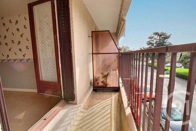 Appartement F2 à vendre - 2 pièces - 43.05 m2 - CHATEAU THIERRY - 02 - PICARDIE - Century 21 Emilie Pelletier