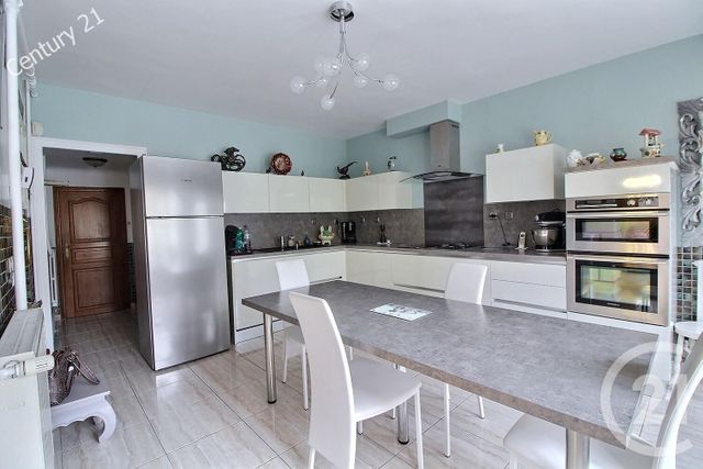 Afficher la photo en grand maison à vendre - 5 pièces - 118.0 m2 - CHATEAU THIERRY - 02 - PICARDIE - Century 21 Emilie Pelletier