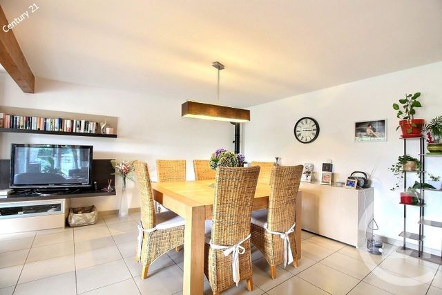 Appartement F3 à vendre - 3 pièces - 100.74 m2 - CHATEAU THIERRY - 02 - PICARDIE - Century 21 Emilie Pelletier