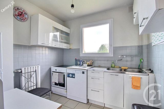 Appartement F4 à vendre - 4 pièces - 63.05 m2 - CHATEAU THIERRY - 02 - PICARDIE - Century 21 Emilie Pelletier