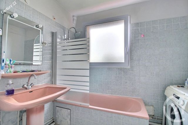 Appartement F4 à vendre - 4 pièces - 63.05 m2 - CHATEAU THIERRY - 02 - PICARDIE - Century 21 Emilie Pelletier