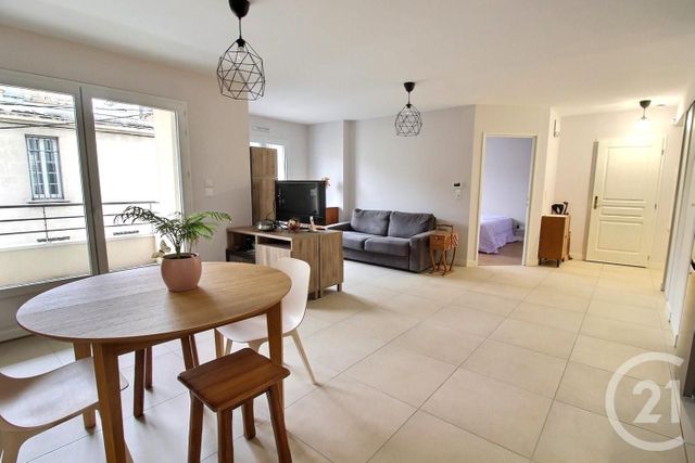 Appartement F3 à vendre - 3 pièces - 69.21 m2 - CHATEAU THIERRY - 02 - PICARDIE - Century 21 Emilie Pelletier