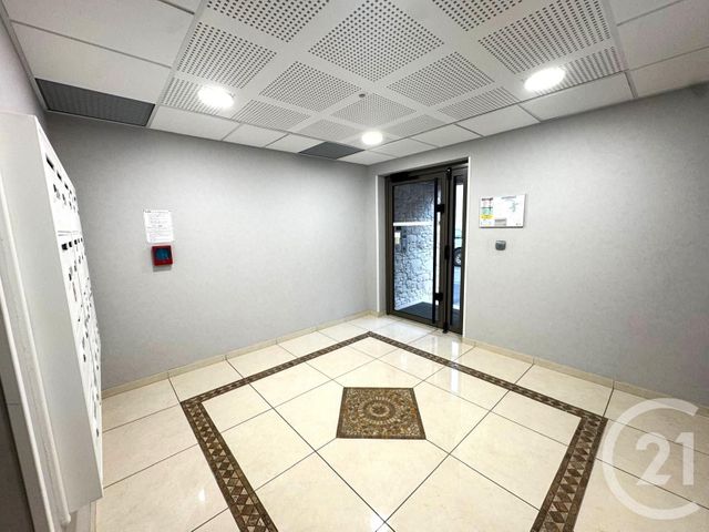 Appartement F3 à vendre - 3 pièces - 69.21 m2 - CHATEAU THIERRY - 02 - PICARDIE - Century 21 Emilie Pelletier