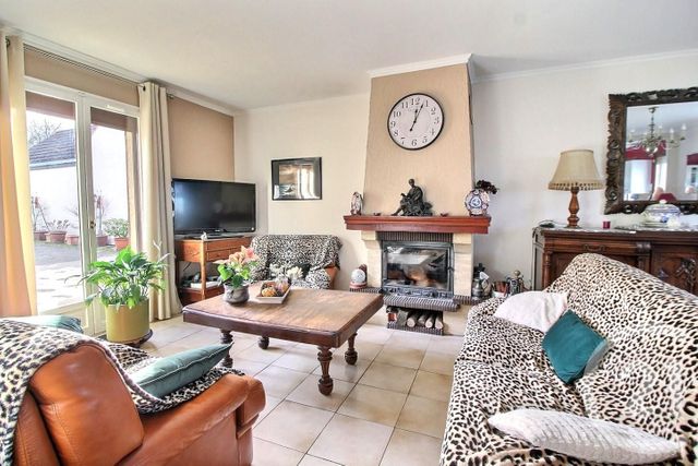 maison à vendre - 5 pièces - 105.0 m2 - CHATEAU THIERRY - 02 - PICARDIE - Century 21 Emilie Pelletier