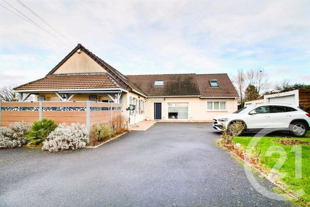 maison à vendre - 8 pièces - 172.0 m2 - LA FERTE SOUS JOUARRE - 77 - ILE-DE-FRANCE - Century 21 Emilie Pelletier