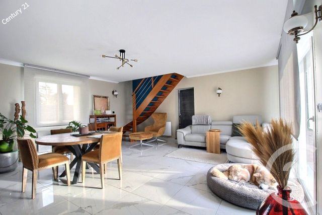 maison à vendre - 8 pièces - 172.0 m2 - LA FERTE SOUS JOUARRE - 77 - ILE-DE-FRANCE - Century 21 Emilie Pelletier