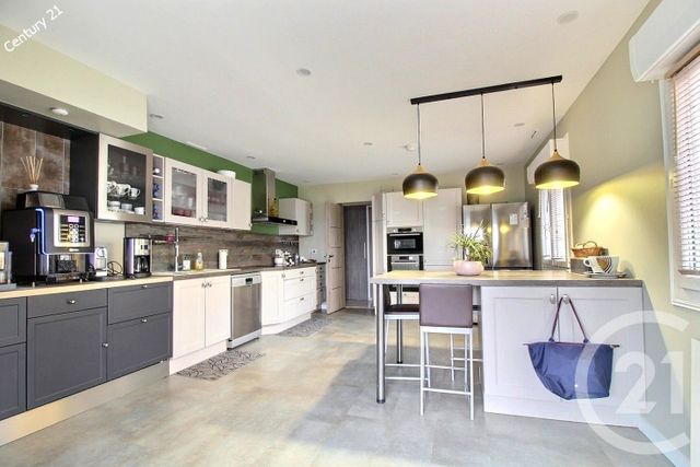 maison à vendre - 8 pièces - 172.0 m2 - LA FERTE SOUS JOUARRE - 77 - ILE-DE-FRANCE - Century 21 Emilie Pelletier