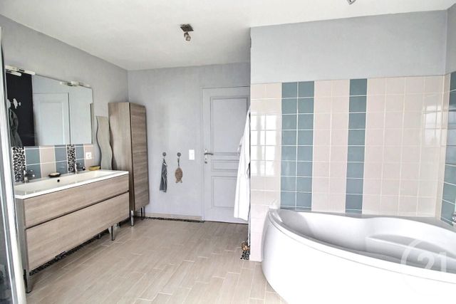 maison à vendre - 8 pièces - 194.7 m2 - CHATEAU THIERRY - 02 - PICARDIE - Century 21 Emilie Pelletier