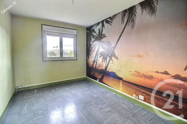 Appartement F5 à vendre - 5 pièces - 78.73 m2 - CHATEAU THIERRY - 02 - PICARDIE - Century 21 Emilie Pelletier