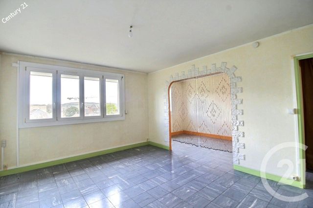 Appartement F5 à vendre - 5 pièces - 78.73 m2 - CHATEAU THIERRY - 02 - PICARDIE - Century 21 Emilie Pelletier