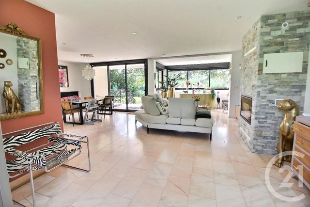 maison à vendre - 6 pièces - 160.0 m2 - CHATEAU THIERRY - 02 - PICARDIE - Century 21 Emilie Pelletier