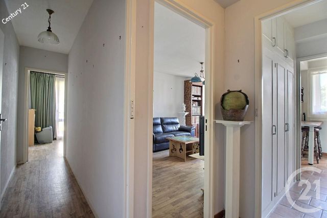 Appartement F3 à vendre - 3 pièces - 58.62 m2 - CHATEAU THIERRY - 02 - PICARDIE - Century 21 Emilie Pelletier