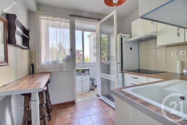 Appartement F3 à vendre - 3 pièces - 58.62 m2 - CHATEAU THIERRY - 02 - PICARDIE - Century 21 Emilie Pelletier