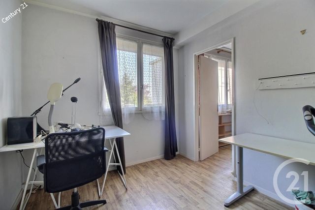 Appartement F3 à vendre - 3 pièces - 58.62 m2 - CHATEAU THIERRY - 02 - PICARDIE - Century 21 Emilie Pelletier