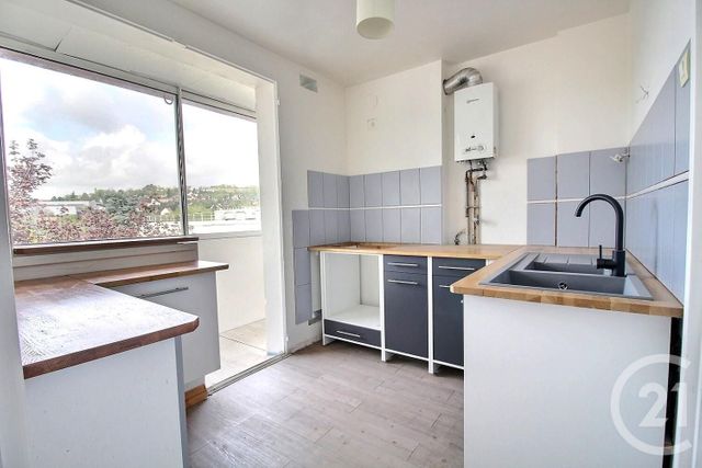 Appartement F3 à vendre - 3 pièces - 62.78 m2 - CHATEAU THIERRY - 02 - PICARDIE - Century 21 Emilie Pelletier