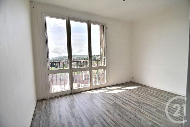 Appartement F3 à vendre - 3 pièces - 62.78 m2 - CHATEAU THIERRY - 02 - PICARDIE - Century 21 Emilie Pelletier