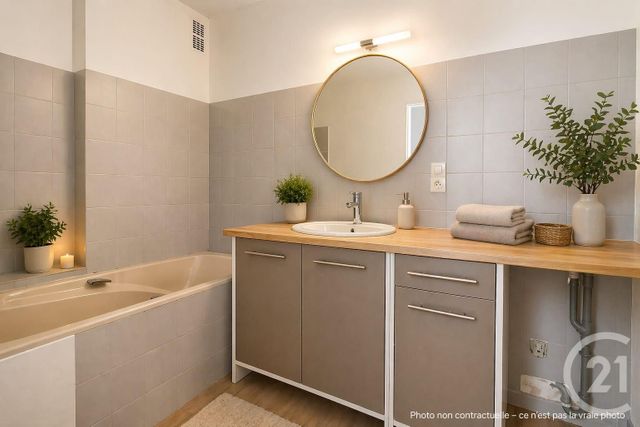 Appartement F3 à vendre - 3 pièces - 62.78 m2 - CHATEAU THIERRY - 02 - PICARDIE - Century 21 Emilie Pelletier