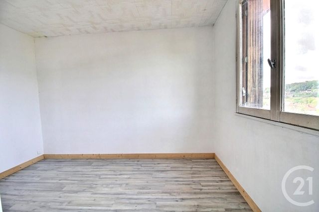 Appartement F3 à vendre - 3 pièces - 62.78 m2 - CHATEAU THIERRY - 02 - PICARDIE - Century 21 Emilie Pelletier