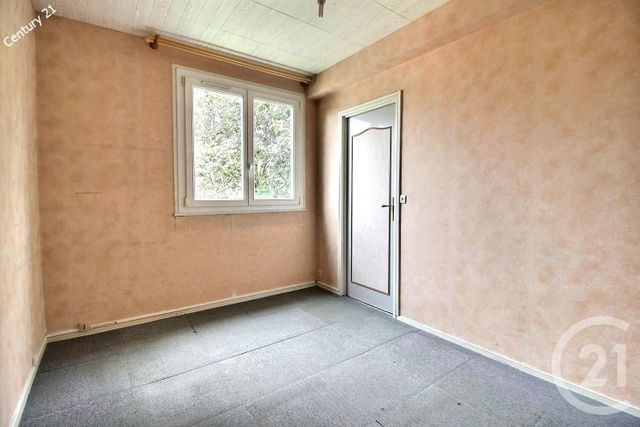 Appartement F3 à vendre - 3 pièces - 60.44 m2 - CHATEAU THIERRY - 02 - PICARDIE - Century 21 Emilie Pelletier