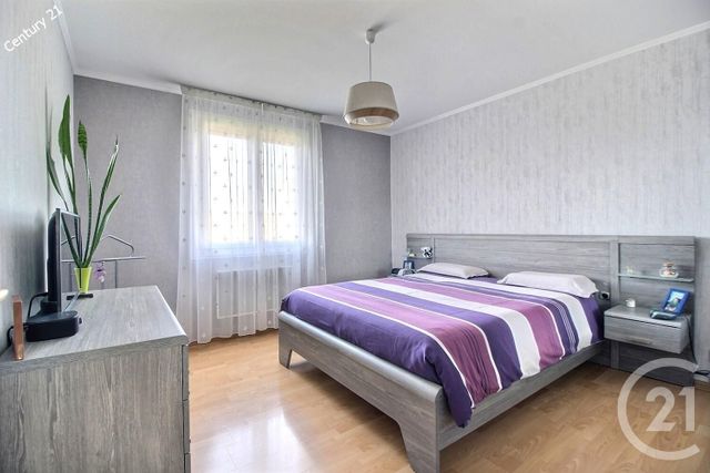 maison à vendre - 7 pièces - 155.9 m2 - LA FERTE SOUS JOUARRE - 77 - ILE-DE-FRANCE - Century 21 Emilie Pelletier