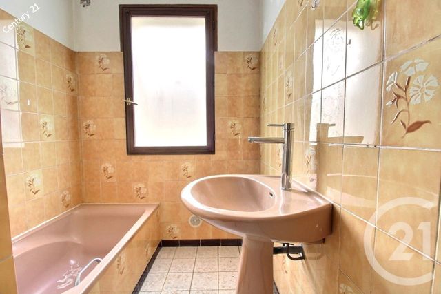maison à vendre - 7 pièces - 165.82 m2 - LA FERTE SOUS JOUARRE - 77 - ILE-DE-FRANCE - Century 21 Emilie Pelletier
