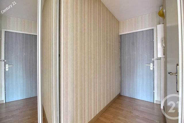 Appartement F3 à vendre - 3 pièces - 69.5 m2 - CHATEAU THIERRY - 02 - PICARDIE - Century 21 Emilie Pelletier