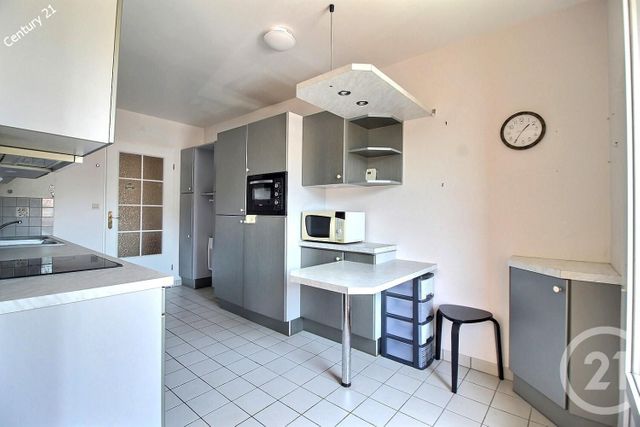 Appartement F3 à vendre - 3 pièces - 69.5 m2 - CHATEAU THIERRY - 02 - PICARDIE - Century 21 Emilie Pelletier