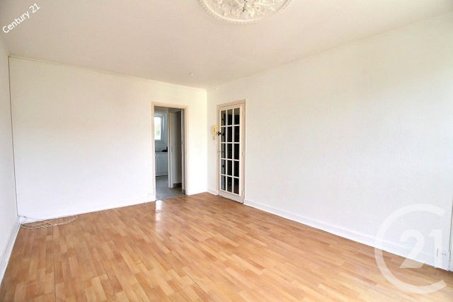 Appartement F4 à vendre - 4 pièces - 63.45 m2 - CHATEAU THIERRY - 02 - PICARDIE - Century 21 Emilie Pelletier