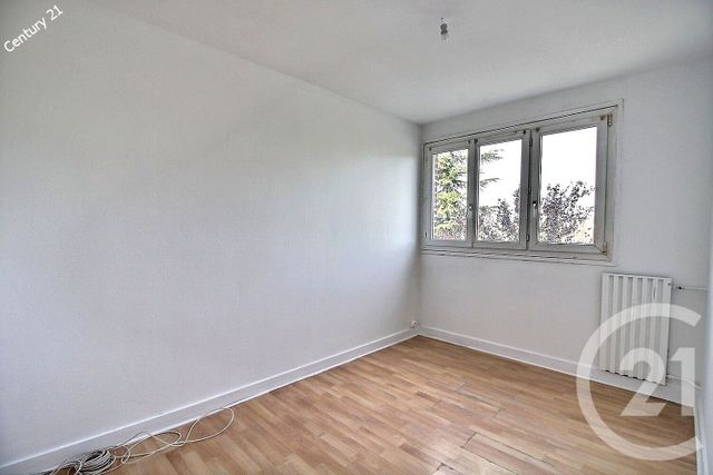 Appartement F4 à vendre - 4 pièces - 63.45 m2 - CHATEAU THIERRY - 02 - PICARDIE - Century 21 Emilie Pelletier