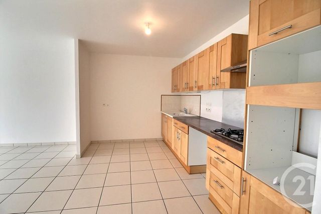 Appartement F3 à vendre - 3 pièces - 85.92 m2 - CHATEAU THIERRY - 02 - PICARDIE - Century 21 Emilie Pelletier