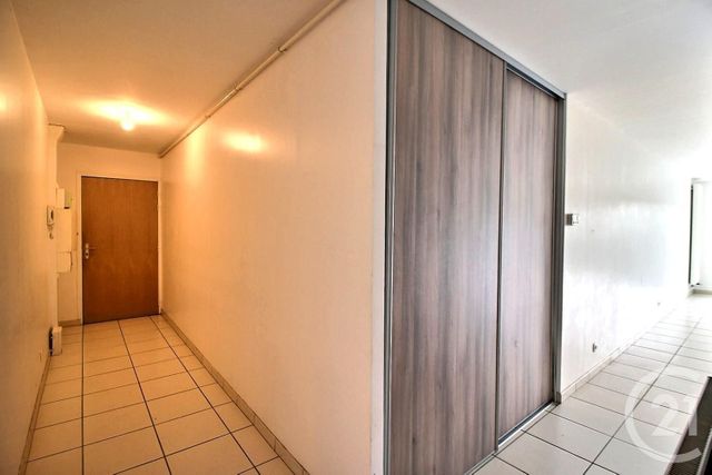 Appartement F3 à vendre - 3 pièces - 85.92 m2 - CHATEAU THIERRY - 02 - PICARDIE - Century 21 Emilie Pelletier
