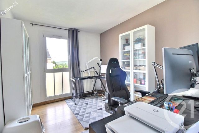 Appartement F3 à vendre - 3 pièces - 53.0 m2 - CHATEAU THIERRY - 02 - PICARDIE - Century 21 Emilie Pelletier