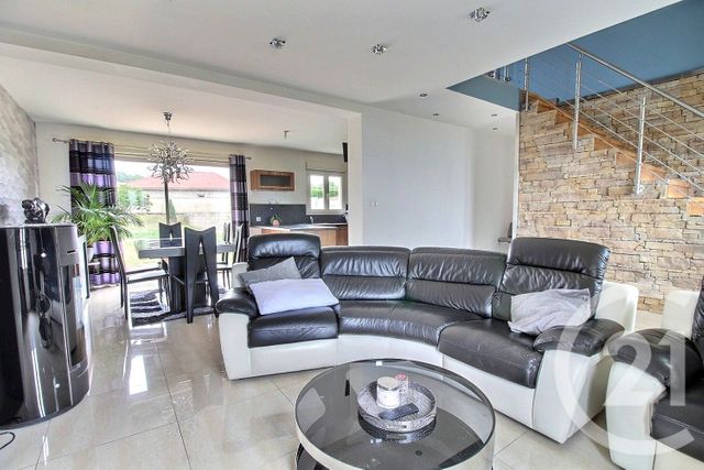 maison à vendre - 6 pièces - 113.0 m2 - CHATEAU THIERRY - 02 - PICARDIE - Century 21 Emilie Pelletier