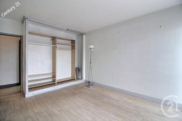 Appartement F2 à vendre - 2 pièces - 46.0 m2 - CHATEAU THIERRY - 02 - PICARDIE - Century 21 Emilie Pelletier