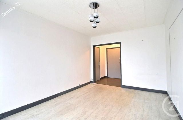Appartement F2 à vendre - 2 pièces - 46.0 m2 - CHATEAU THIERRY - 02 - PICARDIE - Century 21 Emilie Pelletier