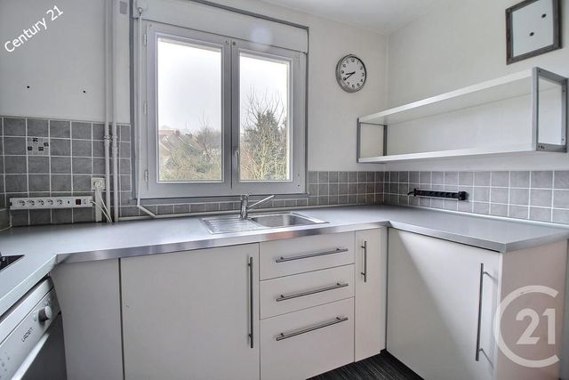 Appartement F2 à vendre - 2 pièces - 46.0 m2 - CHATEAU THIERRY - 02 - PICARDIE - Century 21 Emilie Pelletier