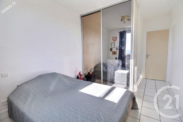 Appartement F3 à vendre - 3 pièces - 65.4 m2 - CHATEAU THIERRY - 02 - PICARDIE - Century 21 Emilie Pelletier