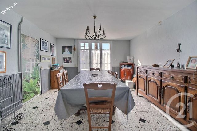 maison à vendre - 15 pièces - 265.0 m2 - CHATEAU THIERRY - 02 - PICARDIE - Century 21 Emilie Pelletier